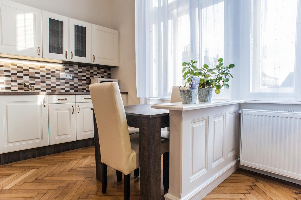 All In Apartman Budapest Bilik gambar