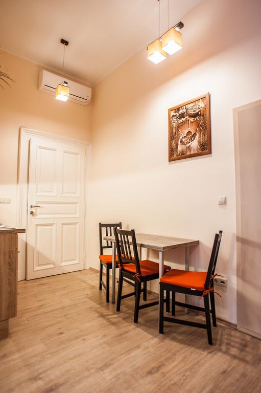 All In Apartman Budapest Bilik gambar